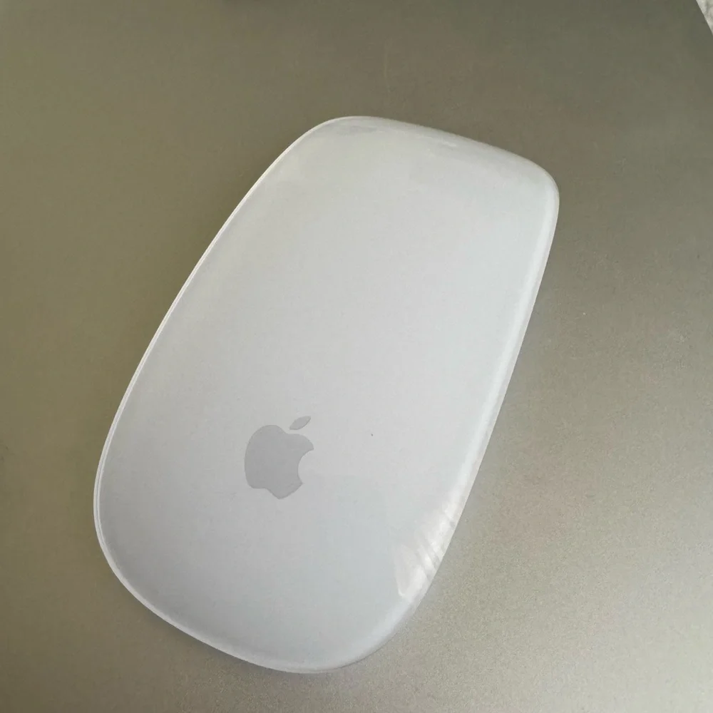 Apple Mouse